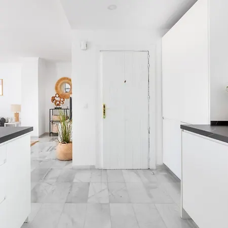 Apartmán Jardines Puerto Banus - Elegance And Comfort In Marbellas Heart *