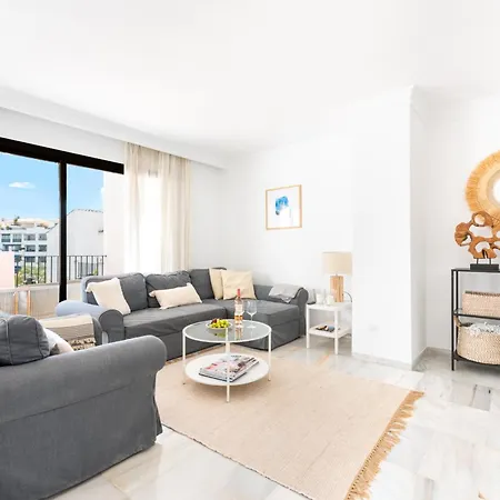 Jardines Puerto Banus - Elegance And Comfort In Marbellas Heart Lejlighed