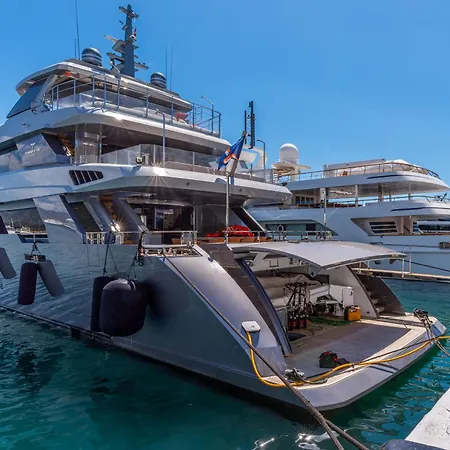 Lejlighed Jardines Puerto Banus - Elegance And Comfort In Marbellas Heart