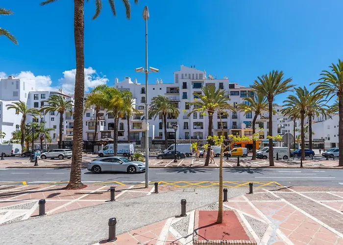 Jardines Puerto Banus - Elegance And Comfort In Marbellas Heart