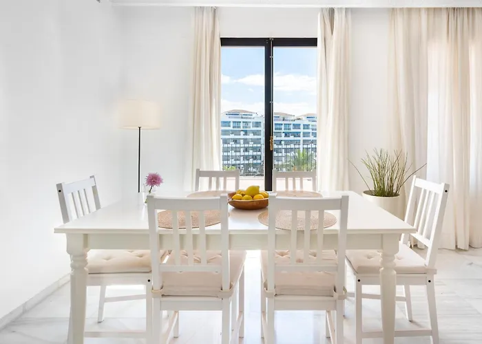 Jardines Puerto Banus - Elegance And Comfort In Marbellas Heart דירה מארבלה