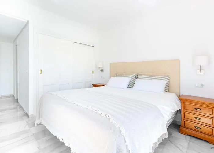 Jardines Puerto Banus - Elegance And Comfort In Marbellas Heart דירה מארבלה