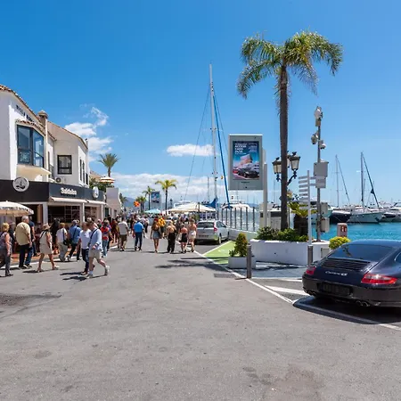 Lägenhet Jardines Puerto Banus - Elegance And Comfort In Marbellas Heart *