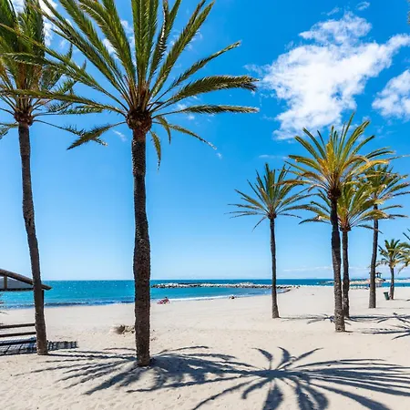 Lägenhet Jardines Puerto Banus - Elegance And Comfort In Marbellas Heart Marbella